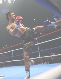 エアロダイナマイト - キックボクシング×クラブミュージック- 